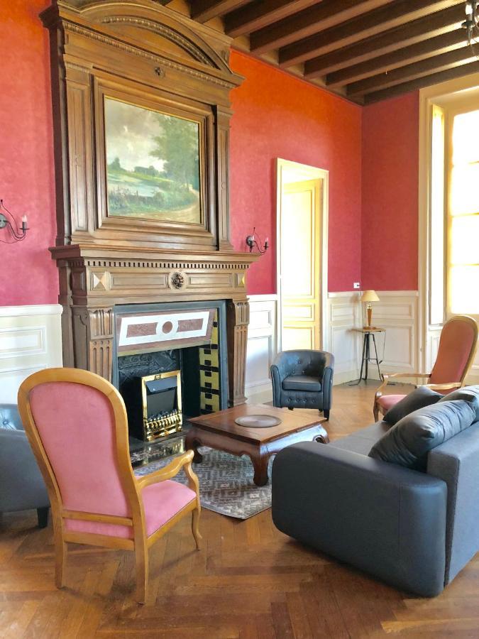 Hotel Particulier Chateau Des Marais Proximite Et Vue Sur Le Lac De Grand Lieu Saint-Philbert-de-Grand-Lieu Exterior foto