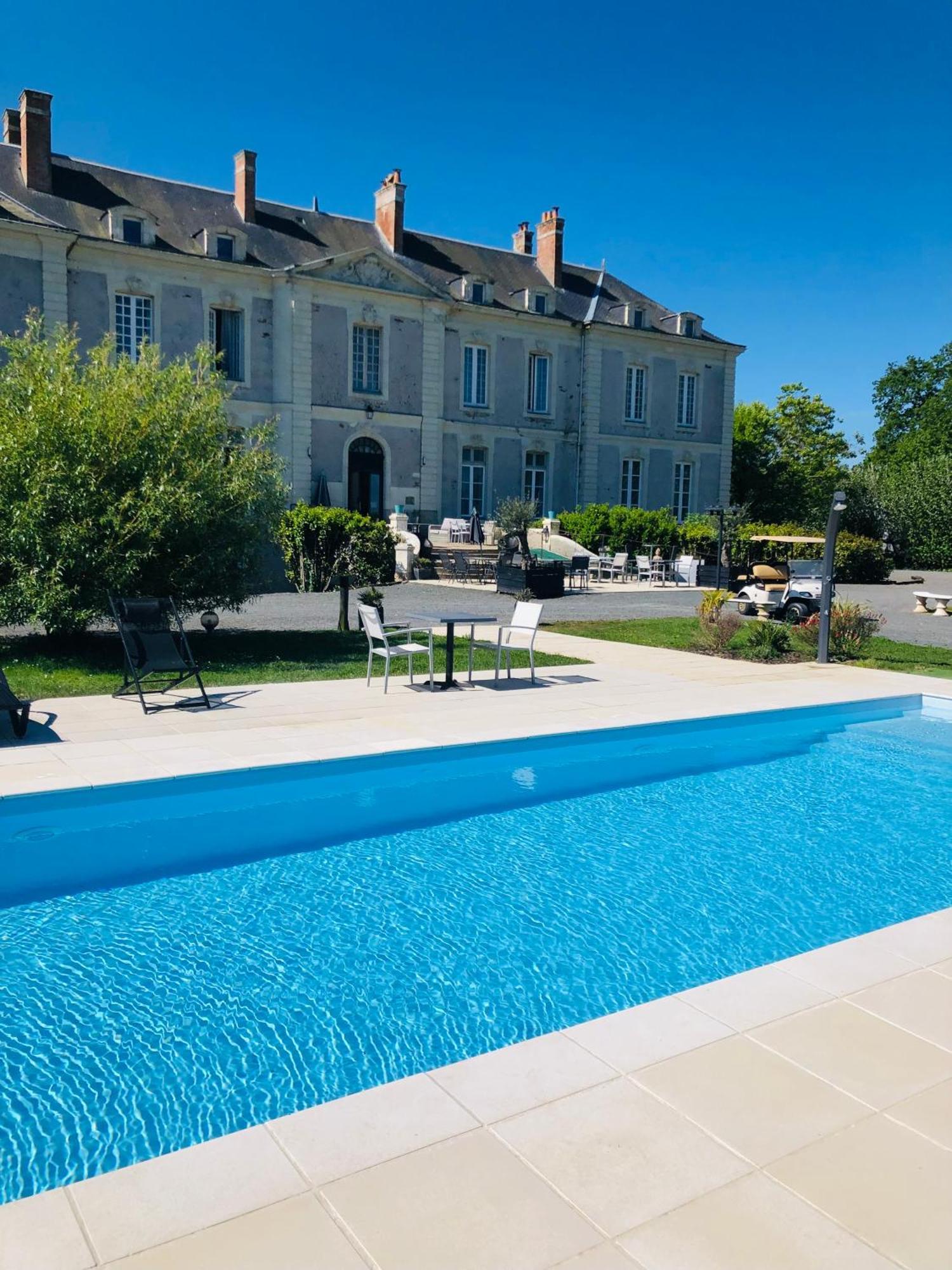 Hotel Particulier Chateau Des Marais Proximite Et Vue Sur Le Lac De Grand Lieu Saint-Philbert-de-Grand-Lieu Exterior foto